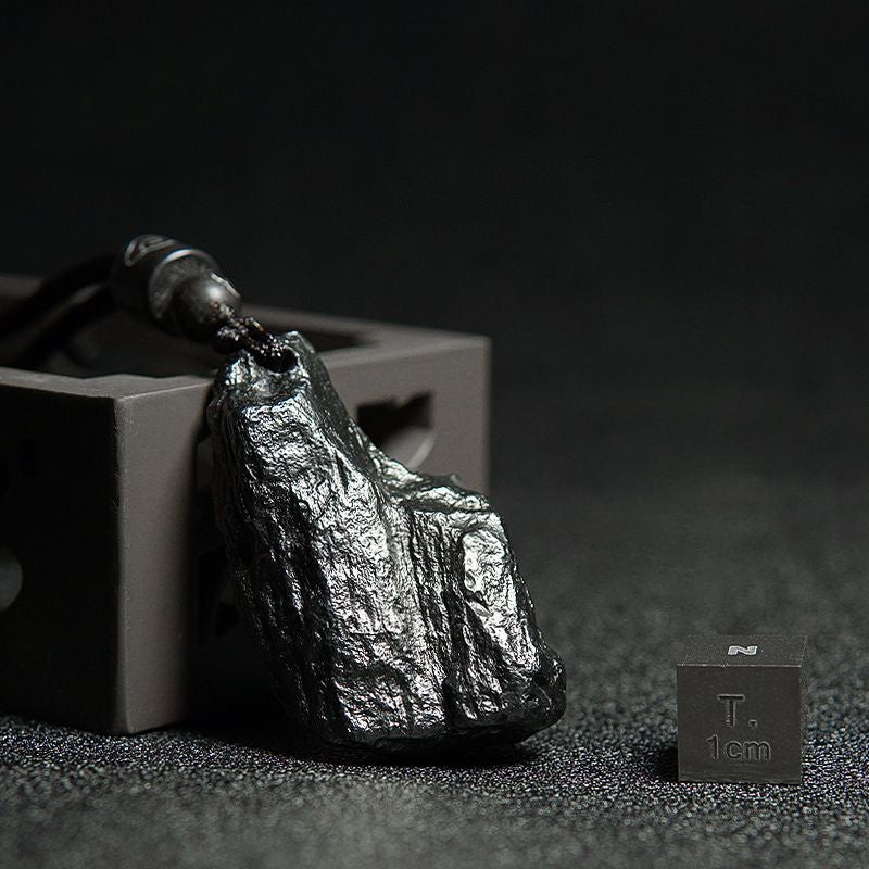 Natural iron silicide meteorite raw stone necklace