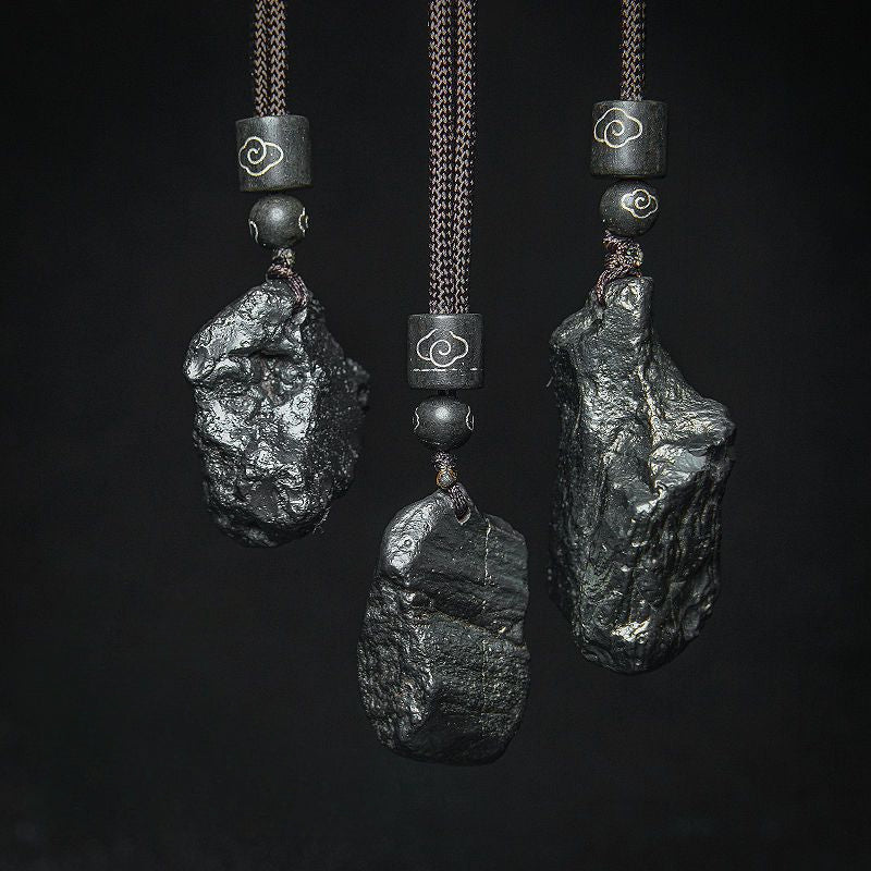 Natural iron silicide meteorite raw stone necklace
