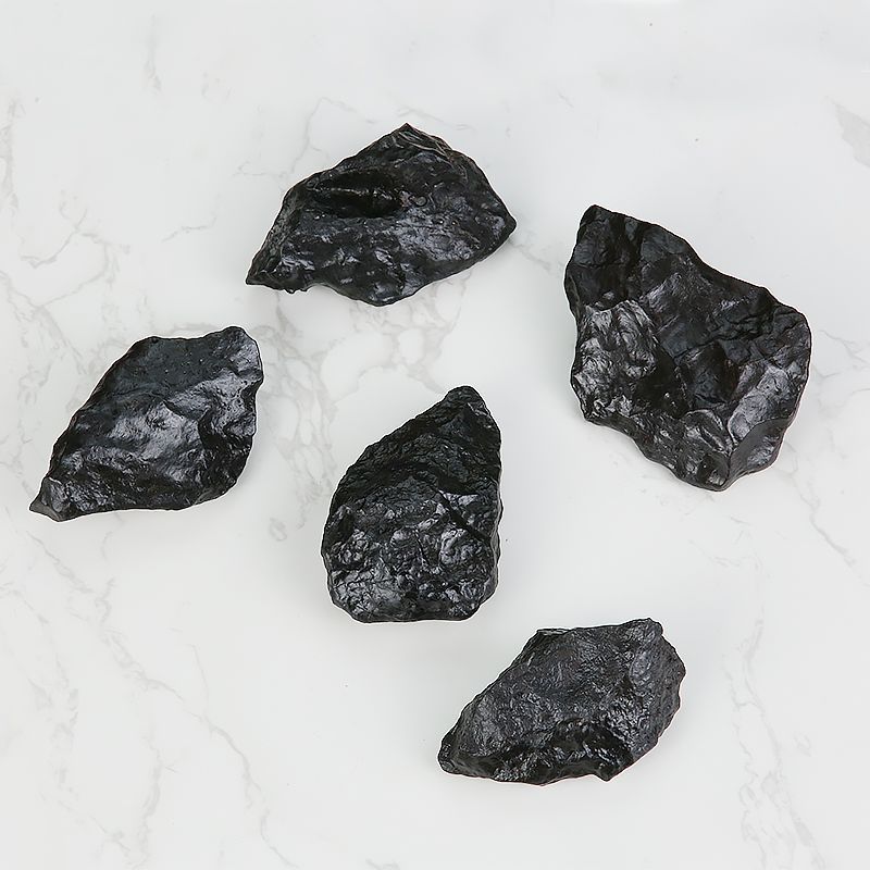 NaNatural iron meteorite raw stone fidelity universe Newman lines strong magnetic