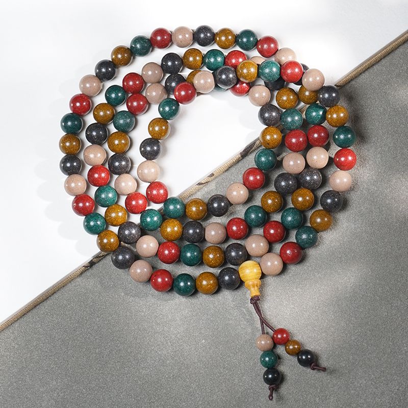 Herbal Energy Bracelet - Composed of handcrafted herbal beads, it is used to relieve stress, enhance concentration, and improve sleep.